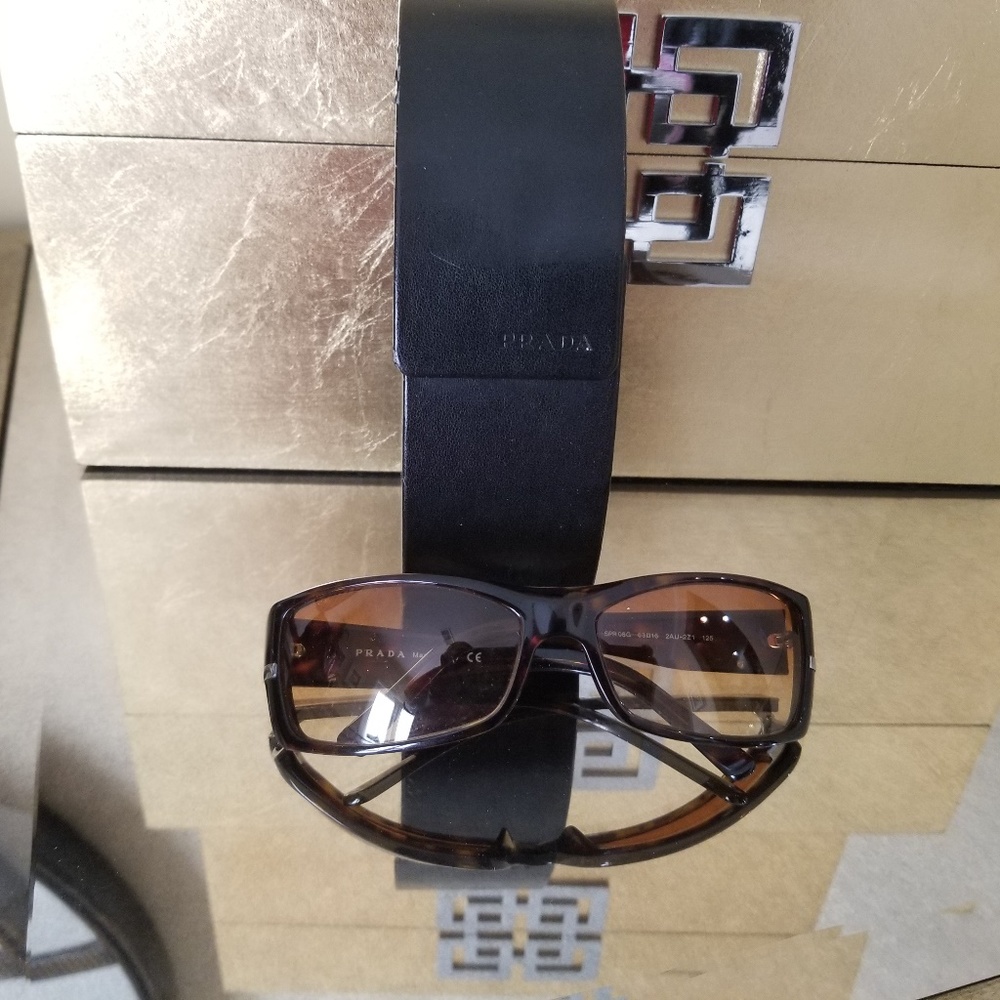 AUTHENTHIC Women’s Prada Sunglasses